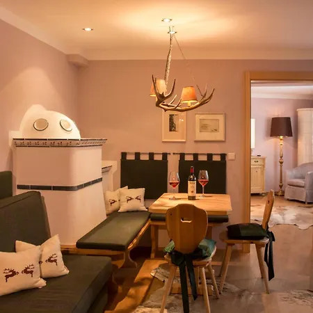 Hotell Bergwelt 4*